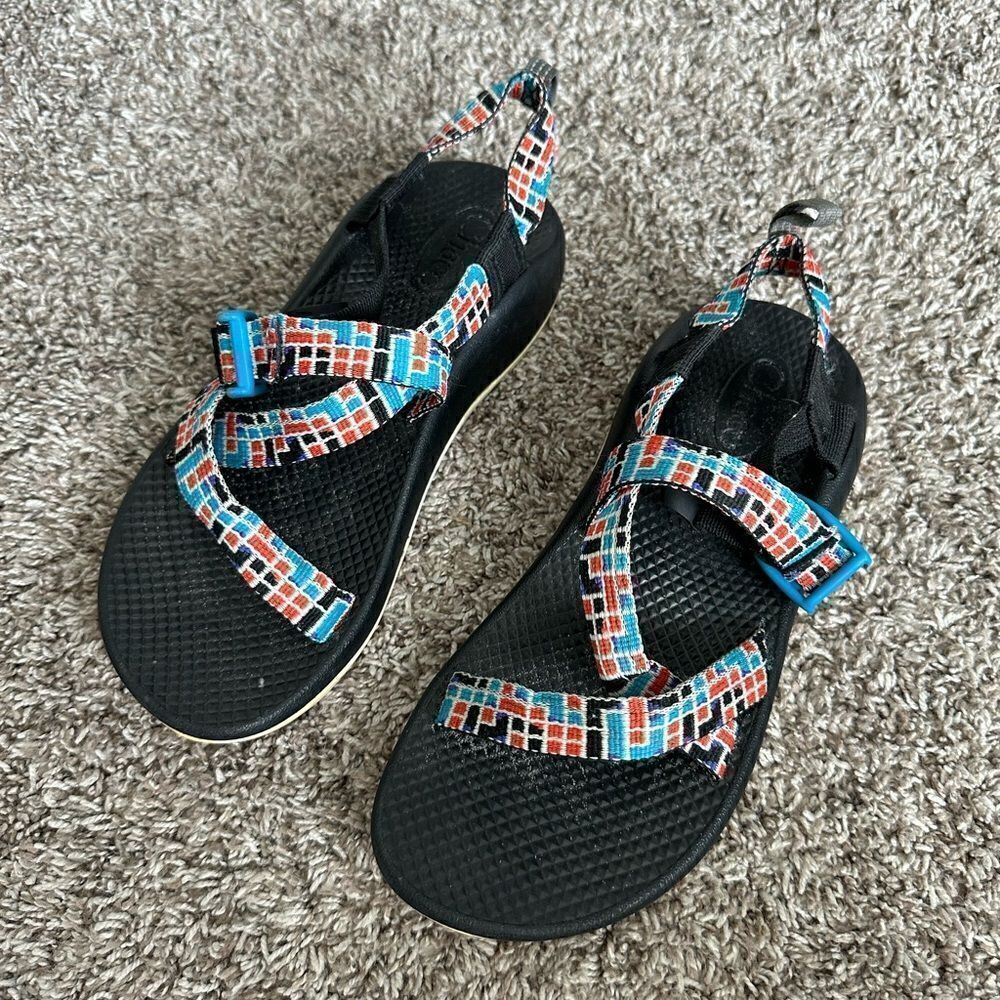 chaco sandals outdoor waterproof shoes size 5 women’s multi color